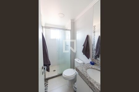 Apartamento para alugar com 64m², 2 quartos e 1 vaga Apartamento para alugar com 64m², 2 quartos e 1 vagaBanheiro da Suíte