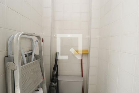 Apartamento à venda com 98m², 3 quartos e 2 vagasBanheiro de serviço