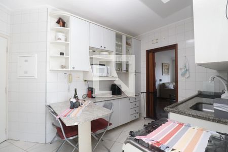 Apartamento à venda com 98m², 3 quartos e 2 vagasCozinha