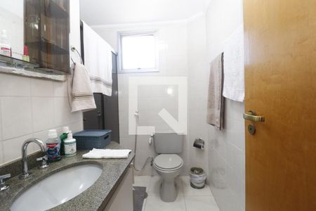 Apartamento à venda com 98m², 3 quartos e 2 vagasBanheiro da Suíte