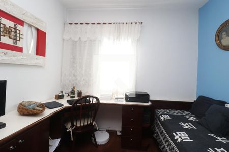 Apartamento à venda com 98m², 3 quartos e 2 vagasQuarto 2