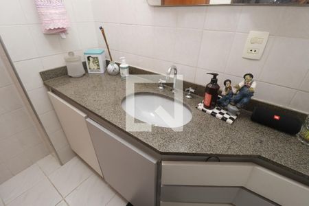 Apartamento à venda com 98m², 3 quartos e 2 vagasBanheiro Social