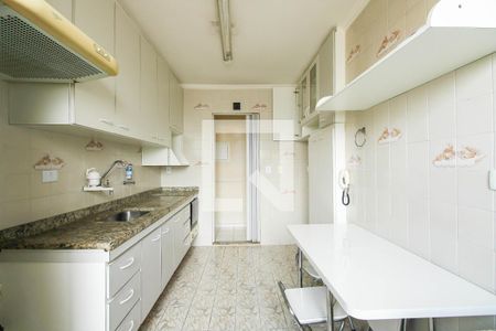 Apartamento à venda com 55m², 2 quartos e 1 vagaCozinha 