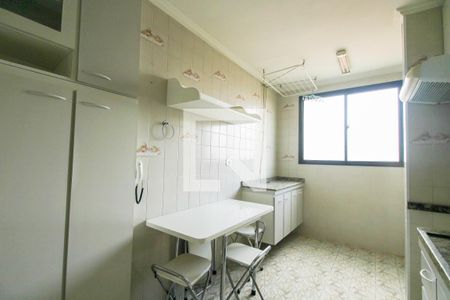 Apartamento à venda com 55m², 2 quartos e 1 vagaCozinha 