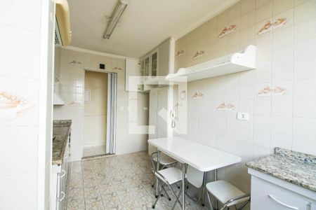 Apartamento à venda com 55m², 2 quartos e 1 vagaCozinha 