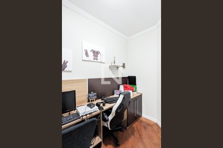 Casa à venda com 330m², 3 quartos e 6 vagasHome office