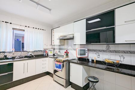 Casa à venda com 330m², 3 quartos e 6 vagasCozinha