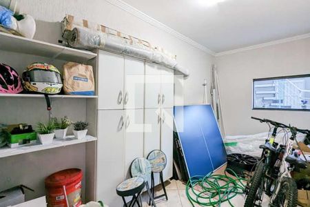 Casa à venda com 330m², 3 quartos e 6 vagasDepósito