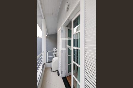 Casa à venda com 330m², 3 quartos e 6 vagasVaranda da suíte 2