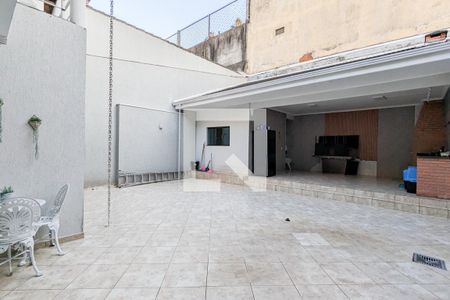 Casa à venda com 330m², 3 quartos e 6 vagasQuintal e churrasqueira