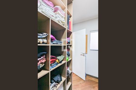 Casa à venda com 330m², 3 quartos e 6 vagasCloset da suíte 3