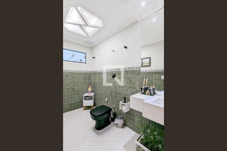 Casa à venda com 330m², 3 quartos e 6 vagasLavabo