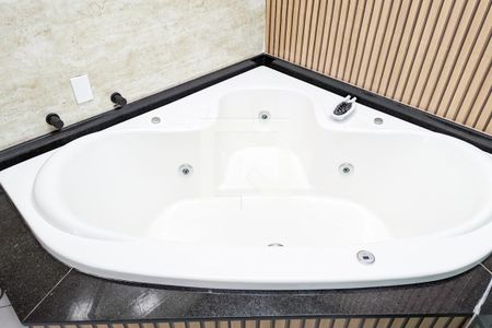 Casa à venda com 330m², 3 quartos e 6 vagasBanheiro da suíte 3