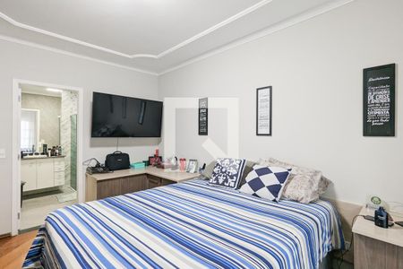 Casa à venda com 330m², 3 quartos e 6 vagasQuarto da suíte 2