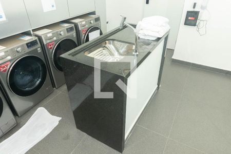 Apartamento para alugar com 32m², 1 quarto e sem vaga Apartamento para alugar com 32m², 1 quarto e sem vagaLavanderia