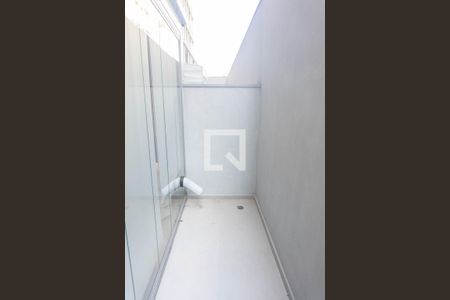 Apartamento para alugar com 32m², 1 quarto e sem vaga Apartamento para alugar com 32m², 1 quarto e sem vagaSacada