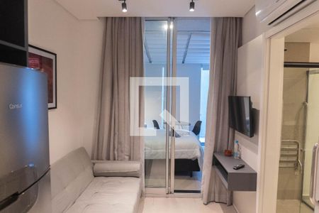 Sala/Cozinha de apartamento para alugar com 1 quarto, 32m² em Bela Vista, São Paulo