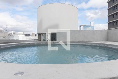 Apartamento para alugar com 32m², 1 quarto e sem vaga Apartamento para alugar com 32m², 1 quarto e sem vagaÁrea comum - Piscina