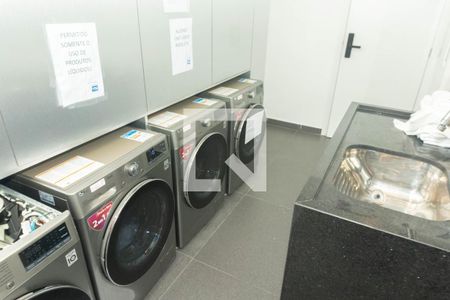 Apartamento para alugar com 32m², 1 quarto e sem vaga Apartamento para alugar com 32m², 1 quarto e sem vagaLavanderia