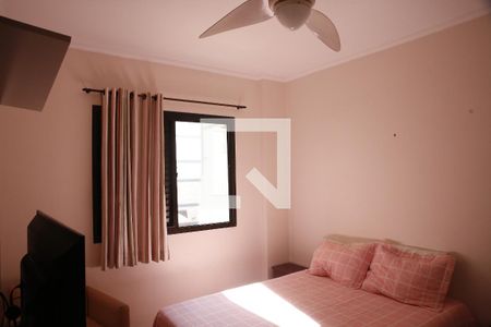 Quarto 1 de apartamento para alugar com 2 quartos, 75m² em Vila Tupi, Praia Grande
