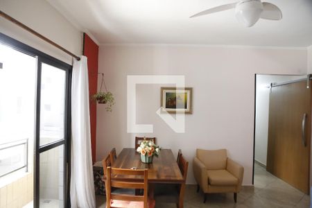 Sala de apartamento para alugar com 2 quartos, 75m² em Vila Tupi, Praia Grande