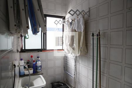 Apartamento para alugar com 75m², 2 quartos e 1 vagaÁrea de Serviço