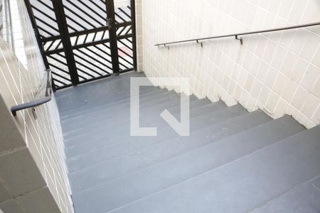 Apartamento para alugar com 75m², 2 quartos e 1 vagaEscadas