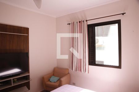 Quarto 1  de apartamento para alugar com 2 quartos, 75m² em Vila Tupi, Praia Grande