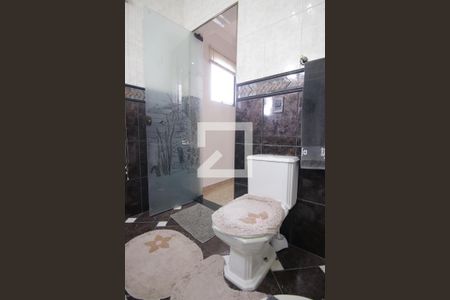 Banheiro Quarto 1 de casa para alugar com 5 quartos, 360m² em Jardim Fernandes, São Paulo