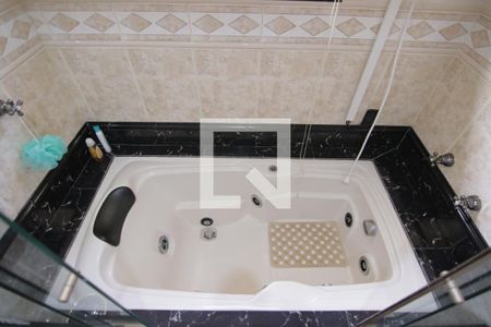 Casa para alugar com 360m², 5 quartos e 4 vagasBanheiro