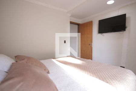 Quarto 1 de casa para alugar com 5 quartos, 360m² em Jardim Fernandes, São Paulo