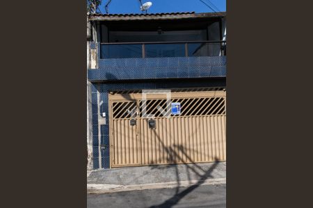 Casa à venda com 253m², 4 quartos e 2 vagasFachada