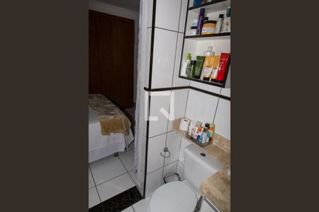 Casa à venda com 253m², 4 quartos e 2 vagasBanheiro da Suíte 1