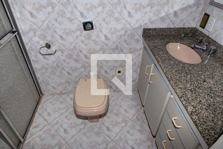 Casa à venda com 253m², 4 quartos e 2 vagasBanheiro da Suíte 2