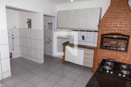 Casa à venda com 253m², 4 quartos e 2 vagasChurrasqueira