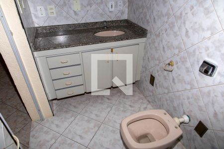 Casa à venda com 253m², 4 quartos e 2 vagasBanheiro da Suíte 3