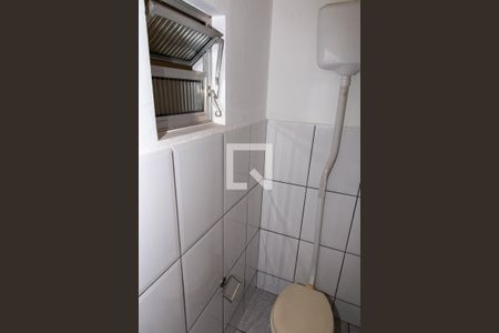 Casa à venda com 253m², 4 quartos e 2 vagasBanheiro de serviço