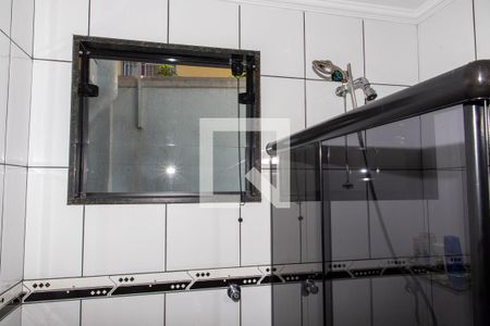 Casa à venda com 253m², 4 quartos e 2 vagasBanheiro social