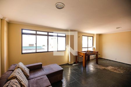 Apartamento à venda com 72m², 2 quartos e 2 vagasHall social