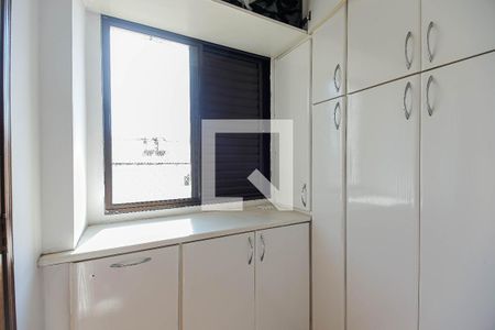 Apartamento à venda com 72m², 2 quartos e 2 vagasÁrea de Serviço