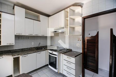 Apartamento à venda com 72m², 2 quartos e 2 vagasCozinha