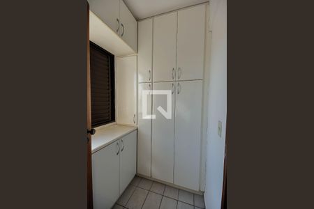 Apartamento à venda com 72m², 2 quartos e 2 vagasÁrea de Serviço