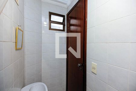 Apartamento à venda com 72m², 2 quartos e 2 vagasBanheiro de serviço