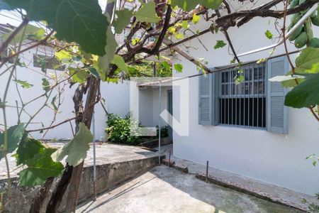 Casa para alugar com 100m², 3 quartos e 1 vagaÁrea externa