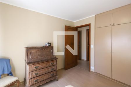 Apartamento à venda com 120m², 3 quartos e 1 vagaQuarto 2