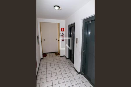 Apartamento à venda com 59m², 2 quartos e 1 vagaHall de entrada