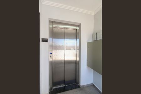 Apartamento para alugar com 42m², 2 quartos e sem vagaElevador
