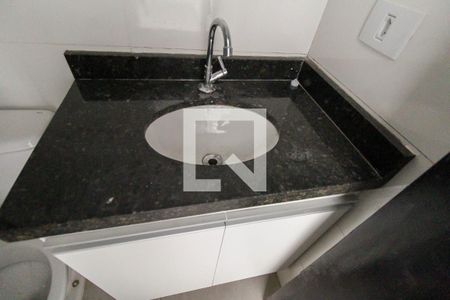 Apartamento para alugar com 42m², 2 quartos e sem vagaBanheiro