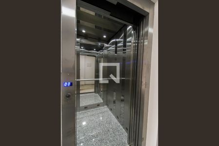 Apartamento para alugar com 42m², 2 quartos e sem vagaElevador