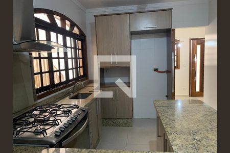 Casa de condomínio à venda com 180m², 3 quartos e 4 vagasCozinha - Armários